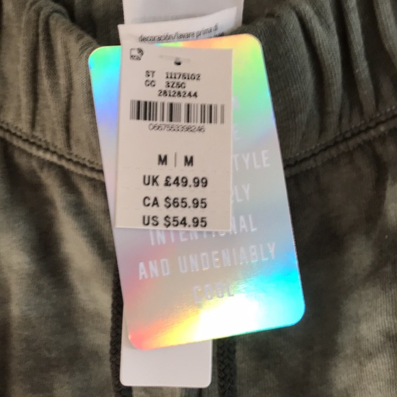 Victoria Secret Pink army green tye die cargo joggers. Size M. NWT. - Picture 6 of 8